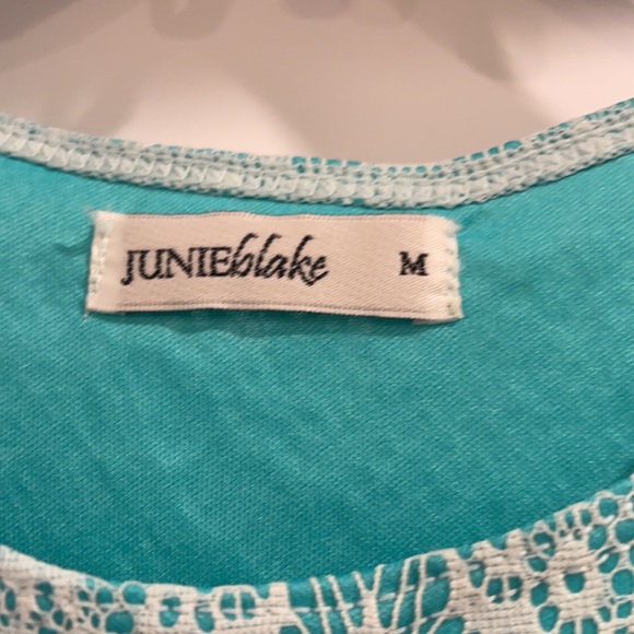 🥳5 for $25 sale! #5for25 Darling dress! Great condition! Stretchy - Picture 3 of 9